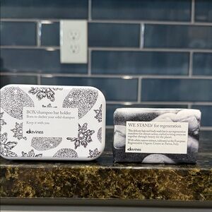 Davines White and Black Box with Shampoo Bar Holder